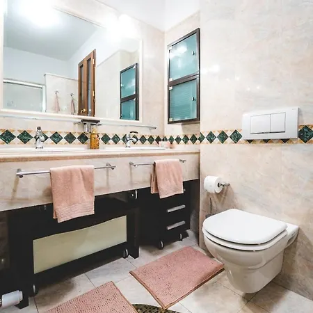 L'oasi Nei Pati - Piscina - Parcheggio Privato Вилла Colunga