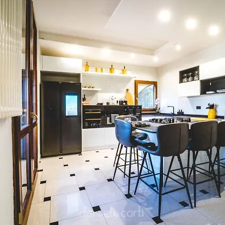 L'oasi Nei Pati - Piscina - Parcheggio Privato