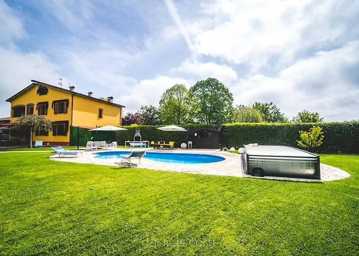 L'oasi Nei Pati - Piscina - Parcheggio Privato * Colunga